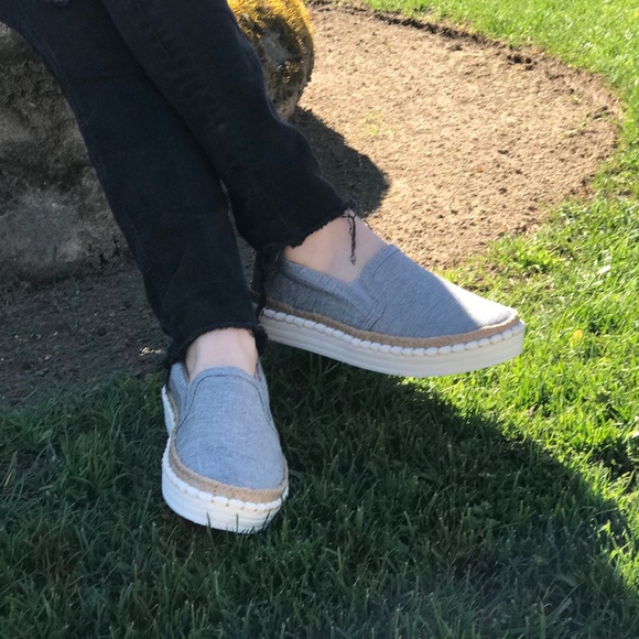 Last pair size 7.5 - Picture 3 of 8